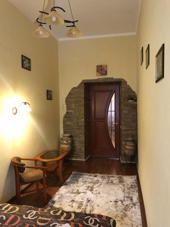 Apartment On Shevchenko Avenue